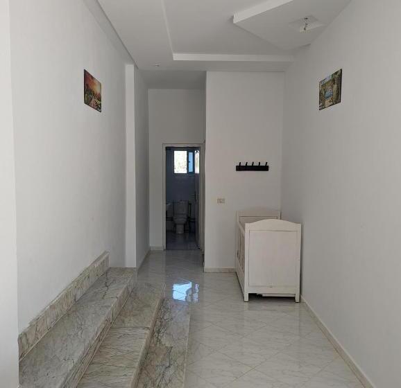 דירת חדר נוף לבריכה, Nn Residence Tabarka