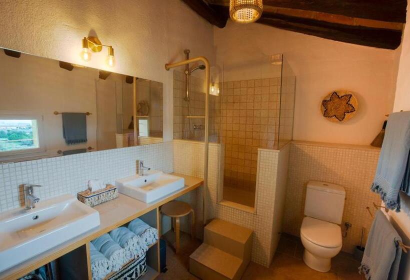 Номер Deluxe Кровать Кинг, Cal Mestre Casa Rural