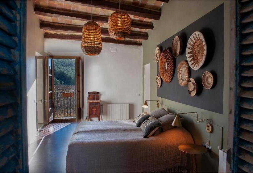 Четырехместный Номер Стандарт, Cal Mestre Casa Rural