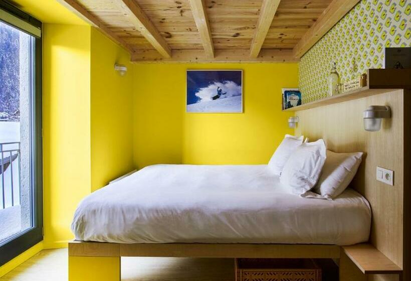 スタンダードルーム, Cosmiques Hotel   Centre Chamonix