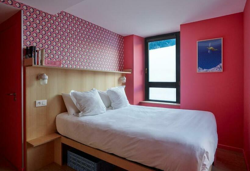 Номер Стандарт, Cosmiques Hotel   Centre Chamonix