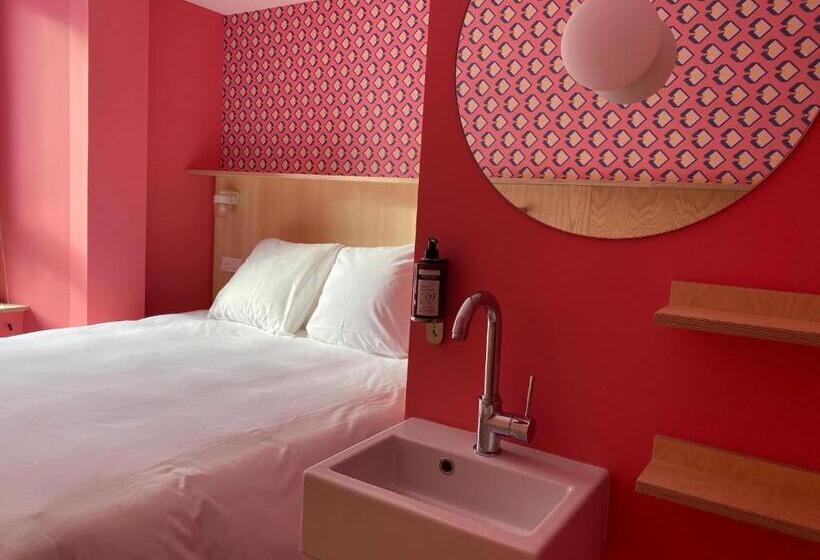 スタンダードルーム, Cosmiques Hotel   Centre Chamonix