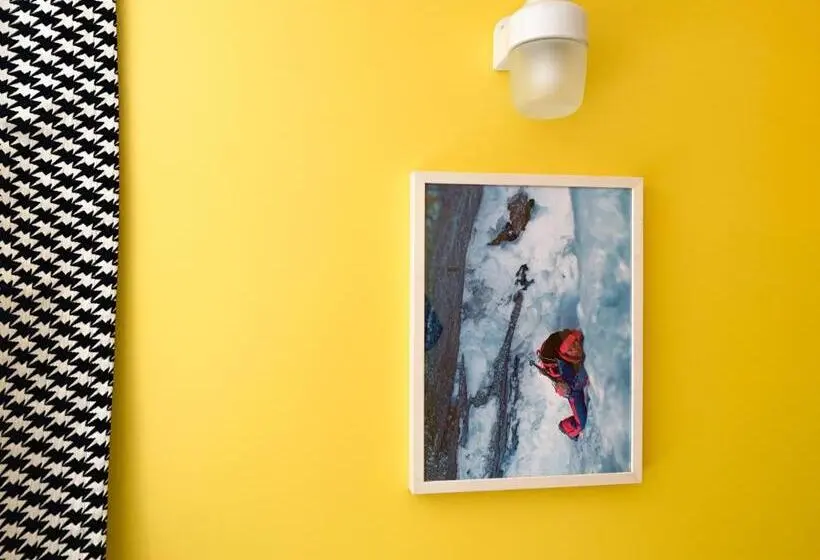 スタンダード4人部屋, Cosmiques Hotel Centre Chamonix
