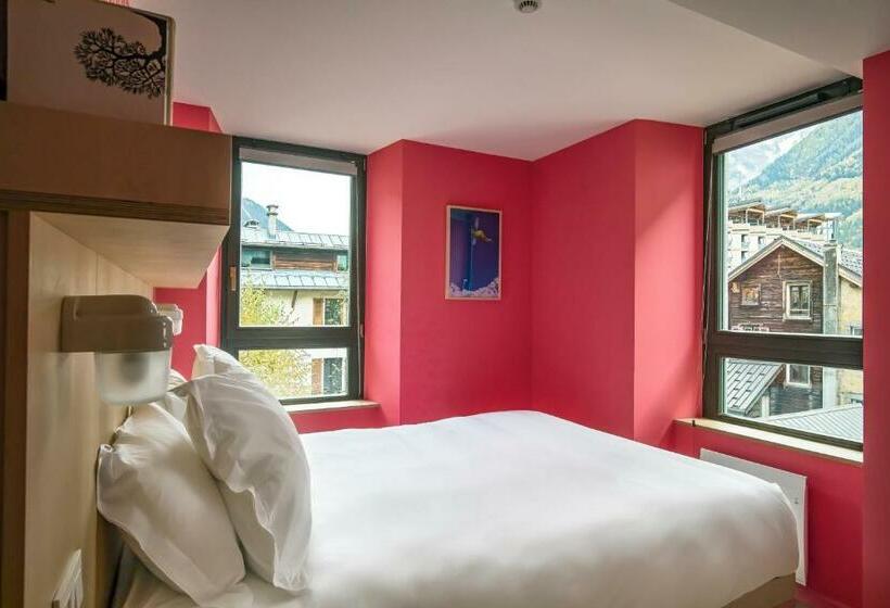 Номер Стандарт, Cosmiques Hotel   Centre Chamonix