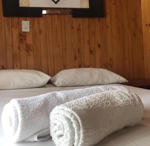 Семейное Бунгало, El Pindo Iguazu