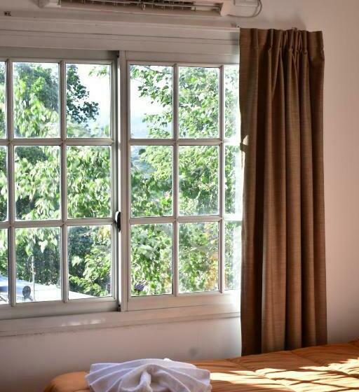 标准三人间, Alamo