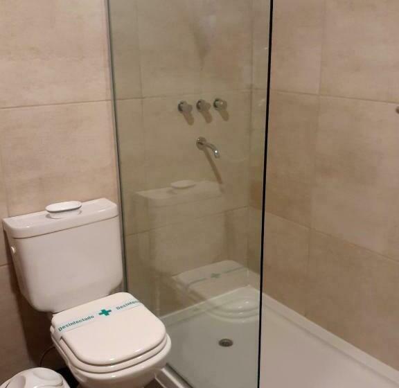 四人标准间, Alamo