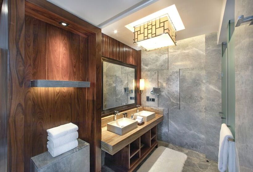 Люкс Повышенной Комфортности, Fairmont Sanya Haitang Bay