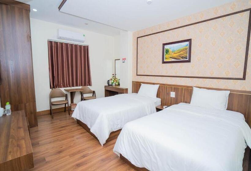 اتاق استاندارد با چشمانداز, Khách Sạn Hoàng Yến