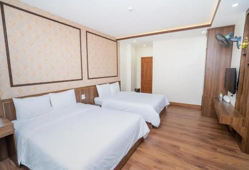 اتاق لوکس خانوادگی, Khách Sạn Hoàng Yến