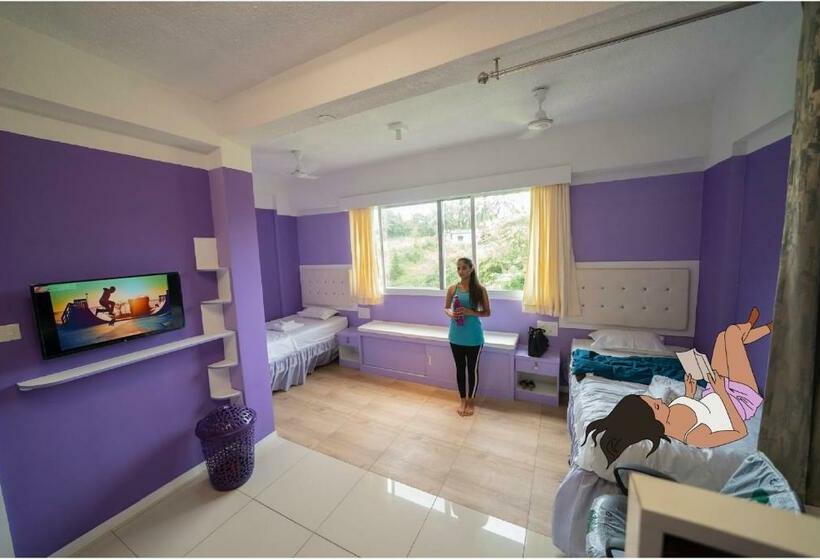 Номер Deluxe, Niasha