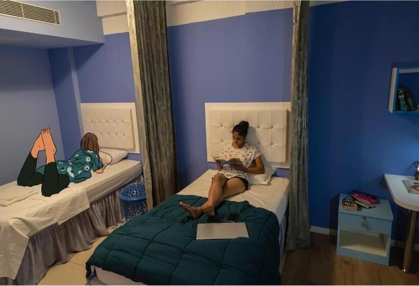 Номер Deluxe, Niasha