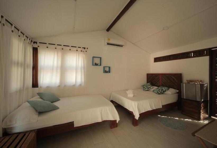 디럭스 4인 룸, Sunsets Del Rosario