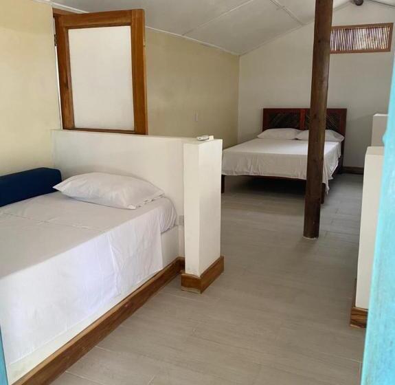 패밀리 방갈로, Sunsets Del Rosario