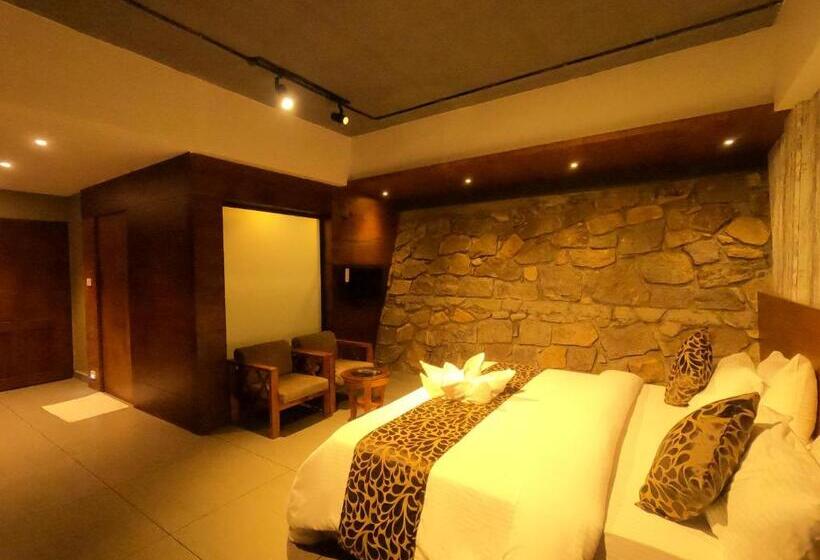 ویلای 2 خوابه, The Wild Trails Munnar Resort