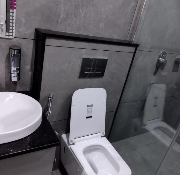 سوئیت 2 خوابه, The Wild Trails Munnar Resort