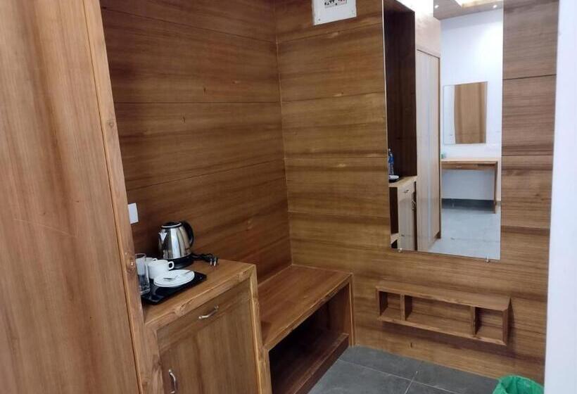 سوئیت 2 خوابه, The Wild Trails Munnar Resort