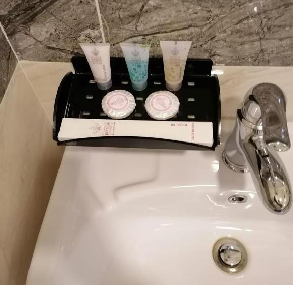 디럭스 스위트, Iwan Alandalusia Hotel Suites Alrehab