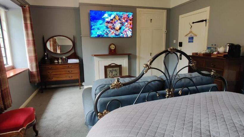 带大床的标准间, Luxury Bed And Breakfast At Bossington Hall In Exmoor, Somerset