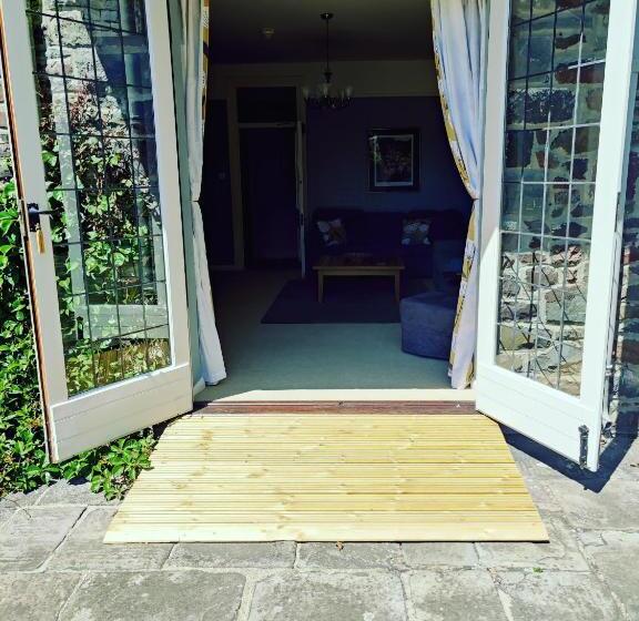 带1个卧室的公寓, Luxury Bed And Breakfast At Bossington Hall In Exmoor, Somerset