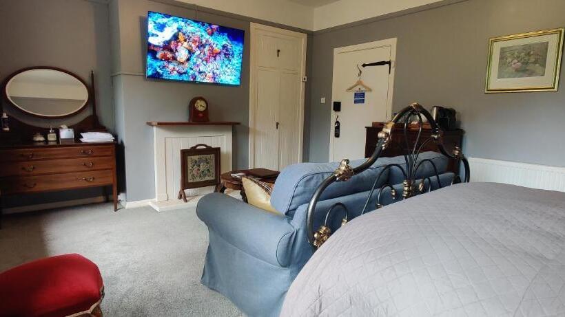 带大床的标准间, Luxury Bed And Breakfast At Bossington Hall In Exmoor, Somerset