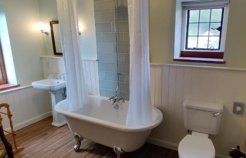 带海景的标准房, Luxury Bed And Breakfast At Bossington Hall In Exmoor, Somerset