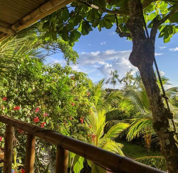 غرفة قياسية مزوَّدة بشُرفة, Maiku Amazonas