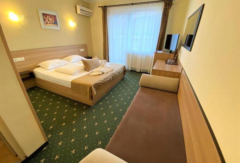 חדר סופריור לשלושה, Vila Cristal