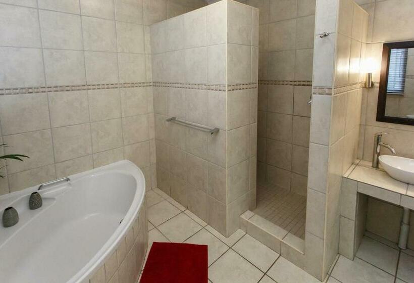 اتاق استاندارد با چشم‌انداز باغ, Argyll B&b