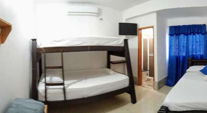 חדר משפחתי, Angel Maria