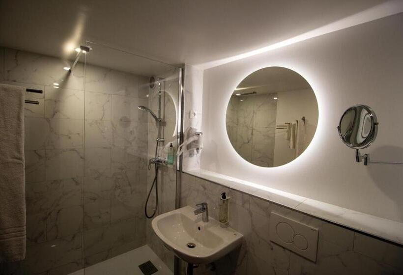 Номер Superior, Rbx  Roubaix Centre