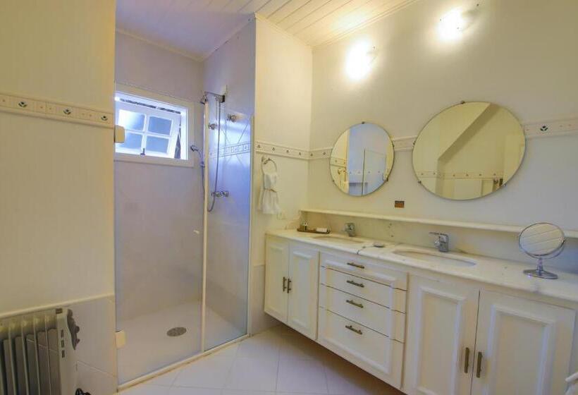 스탠다드 룸 킹사이즈 침대, Secreto Boutique