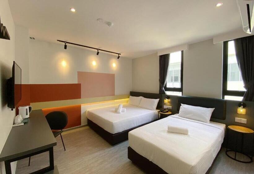 غرفة ديلوكس ثلاثية, Woco Boutique Hotel Kinrara