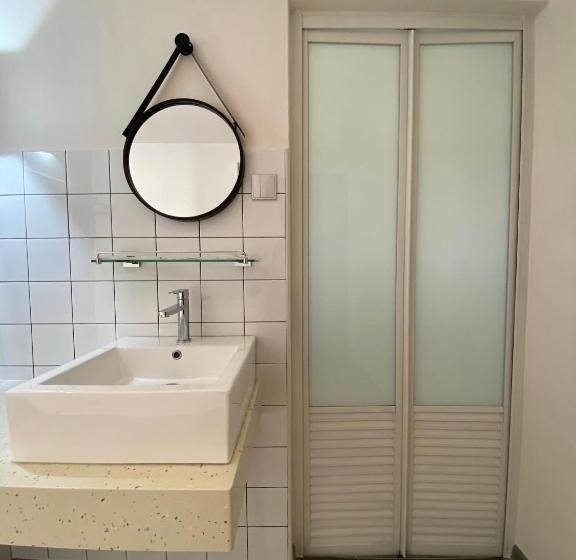 Трехместный Номер Deluxe, Woco Boutique Hotel Kinrara