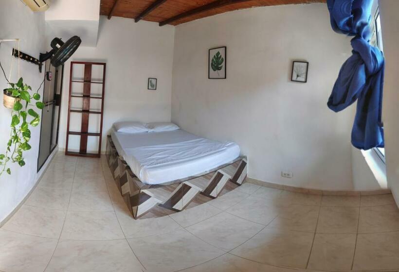 اتاق استاندارد, Hostal Buena Vida