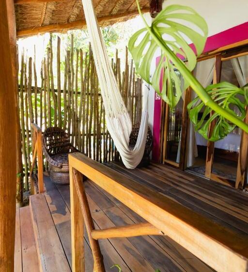 اتاق خانوادگی, Xcabal Hotel Boutique