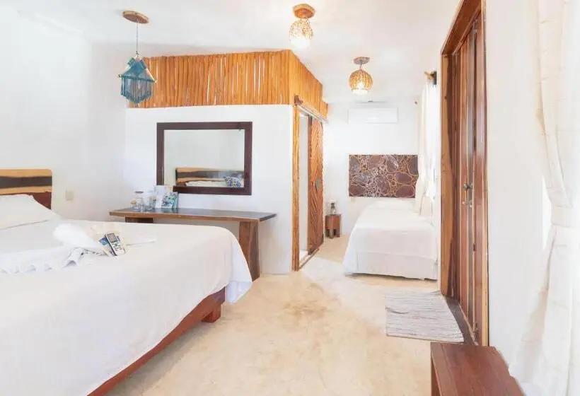 اتاق خانوادگی, Xcabal Hotel Boutique