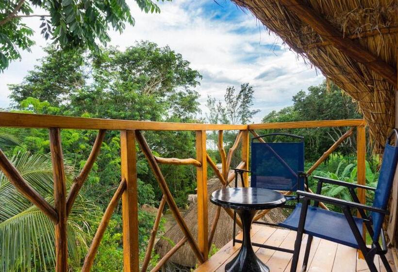 بنگله خانوادگی, Xcabal Hotel Boutique