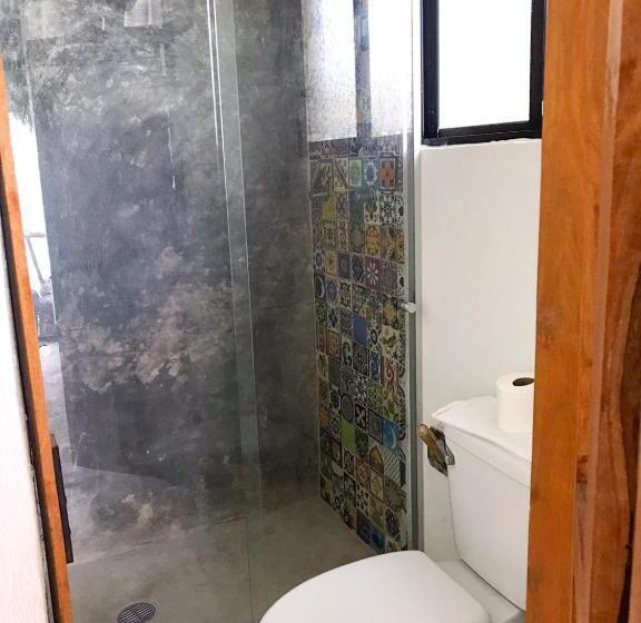 اتاق استاندارد با بالکن و چشم‌انداز دریا, Xcabal Hotel Boutique