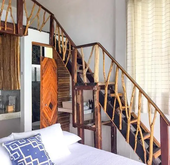 اتاق استاندارد با بالکن و چشم‌انداز دریا, Xcabal Hotel Boutique