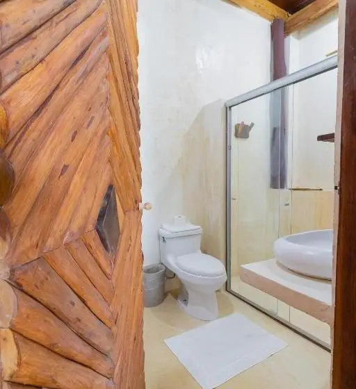 Suite with lake view, Xcabal Hotel Boutique