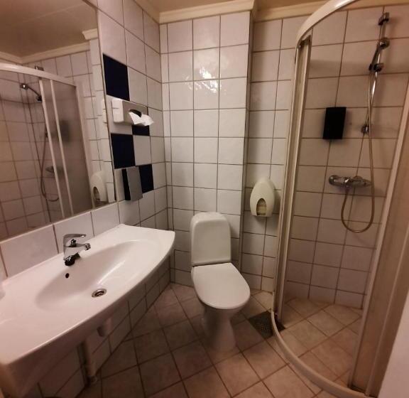 Номер Стандарт, Sunndalsøra Hotell