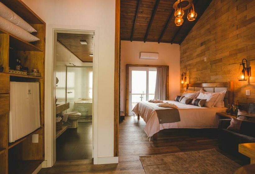 جناح ديلوكس, Discovery Canyon