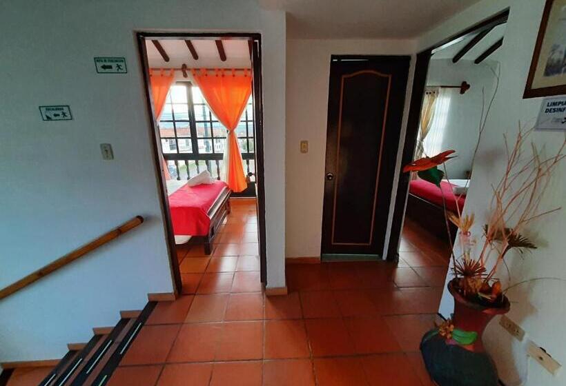 اتاق خانوادگی با سرویس بهداشتی مشترک, Aparta Hotel El Refugio De María