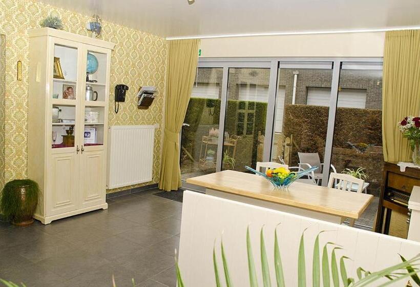 침실 3개 아파트, Apartments Belgium I