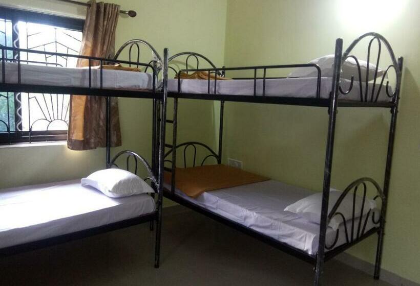 共用房间的床, Bella Pensao