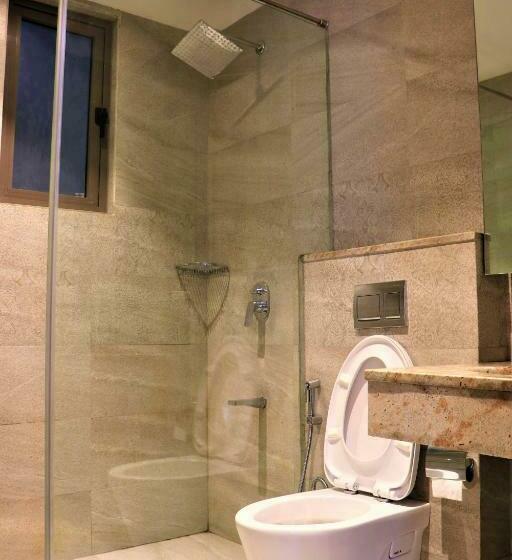 غرفة ديلوكس مزودة بشرفة, The Blue Jay Hostel