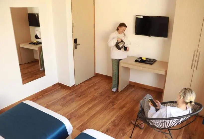 Deluxe Zimmer, The Blue Jay Hostel