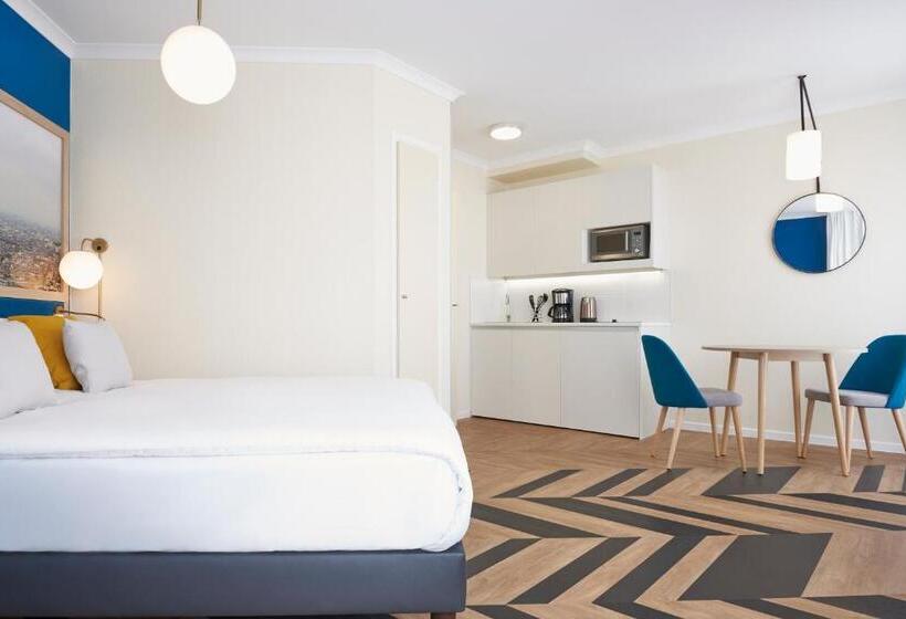 Студия Стандарт, Aparthotel Adagio Porte De Versailles