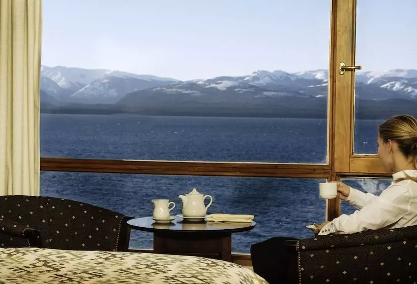 اتاق سوپریور سه تخته, Cacique Inacayal Lake Hotel & Spa